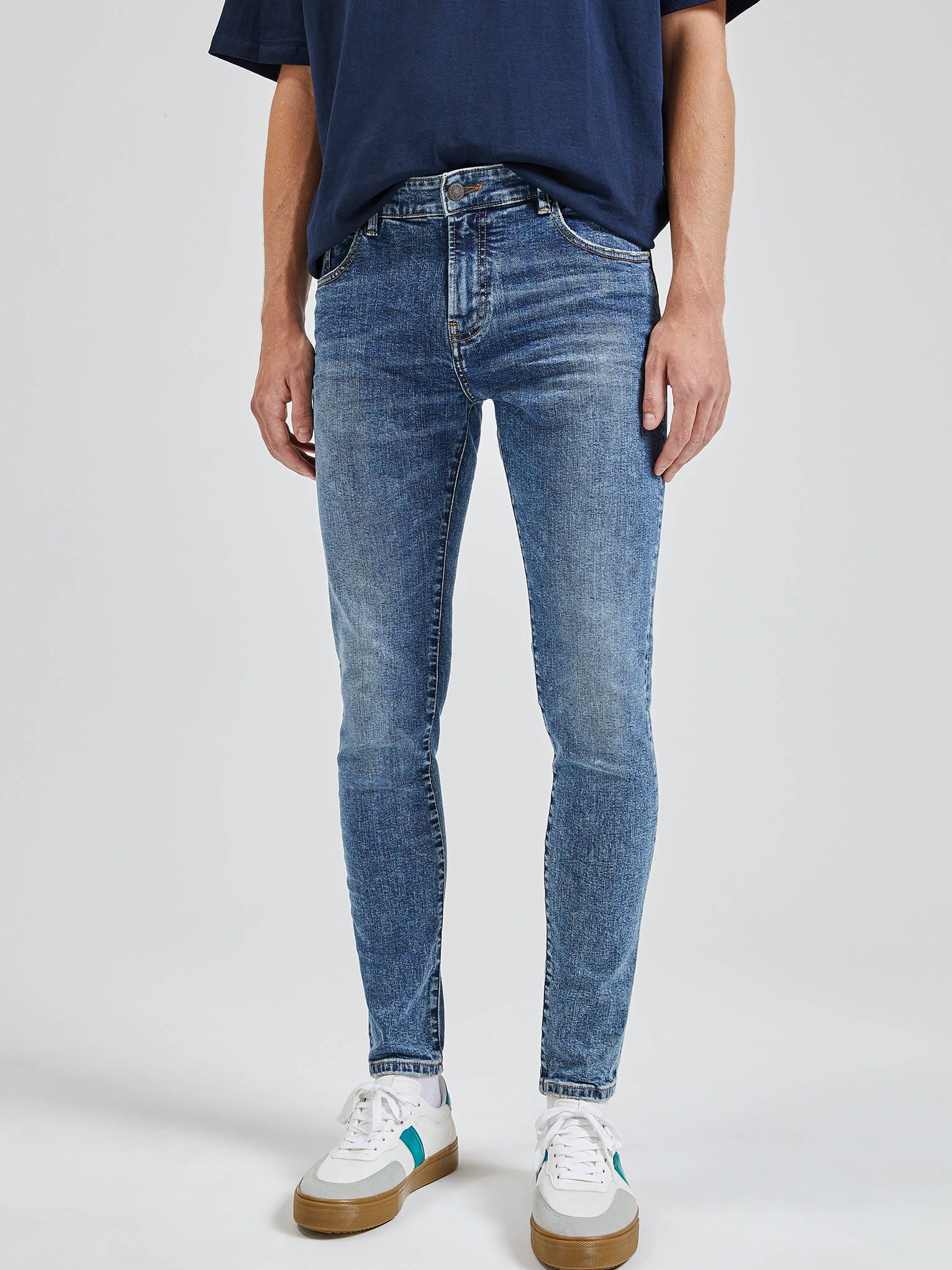 Джинсы Pull & Bear 5682/520/415 Голубые джинс, Джинсы Pull & Bear 5682/520/415 40 Голубые джинс
Джинсы Pull & Bear 5682/520/415 Голубые джинс, Джинсы Pull & Bear 5682/520/415 40 Голубые джинс