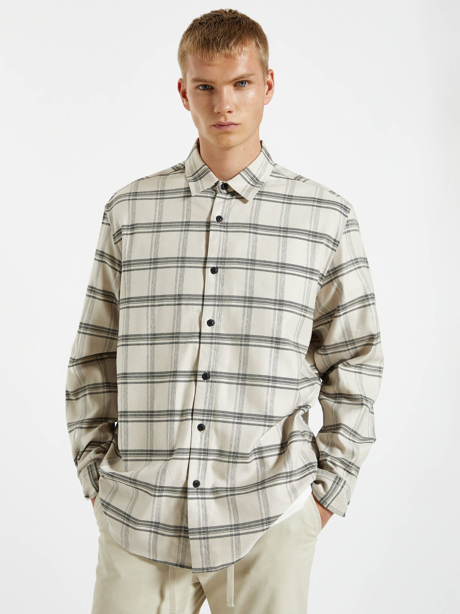 Рубашка Pull & Bear 9470/513/712 Бежевая в клетку, Рубашка Pull & Bear 9470/513/712 S Бежевая в клетку
Рубашка Pull & Bear 9470/513/712 Бежевая в клетку, Рубашка Pull & Bear 9470/513/712 S Бежевая в клетку