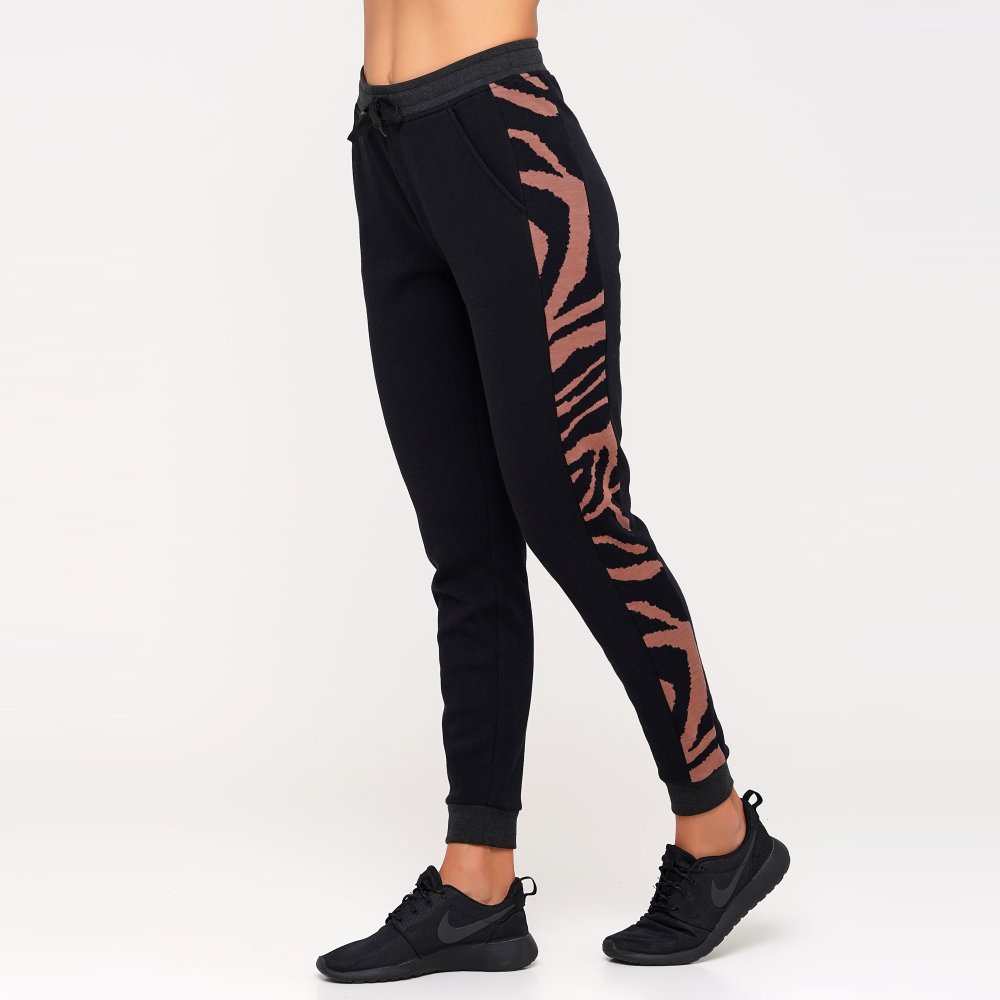 Женские спортивные штаны East Peak Women's Cuff Pants With Print Details Черный 38
Женские спортивные штаны East Peak Women's Cuff Pants With Print Details Черный 38