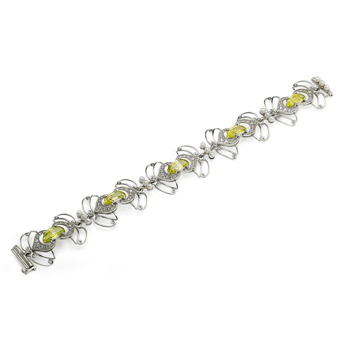 Серебряный браслет с жемчугом и фианитами Tango Jewellery Company 893097С размер 190
Серебряный браслет с жемчугом и фианитами Tango Jewellery Company 893097С размер 190
