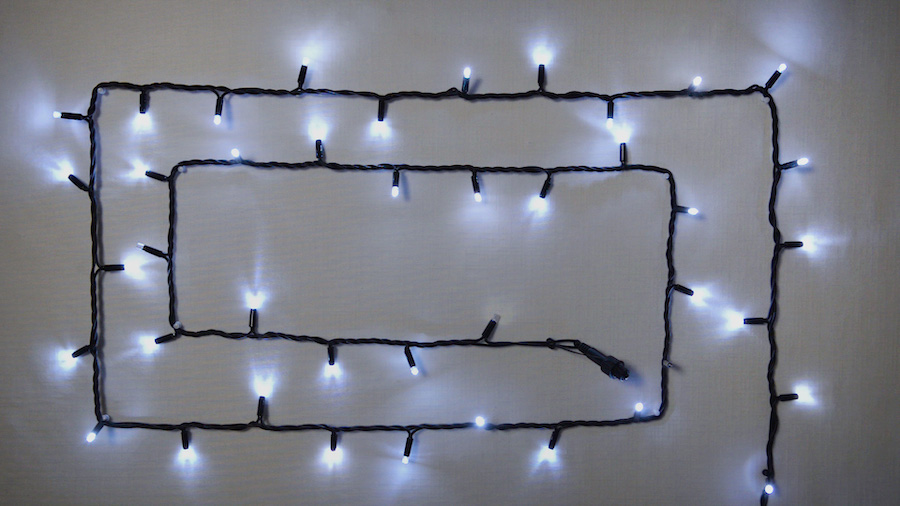 Гирлянда внешняя DELUX STRING 100 LED нить 10m (2x5m) 20 flash белый/черный IP44 EN (90012966)
Гирлянда внешняя DELUX STRING 100 LED нить 10m (2x5m) 20 flash белый/черный IP44 EN (90012966)