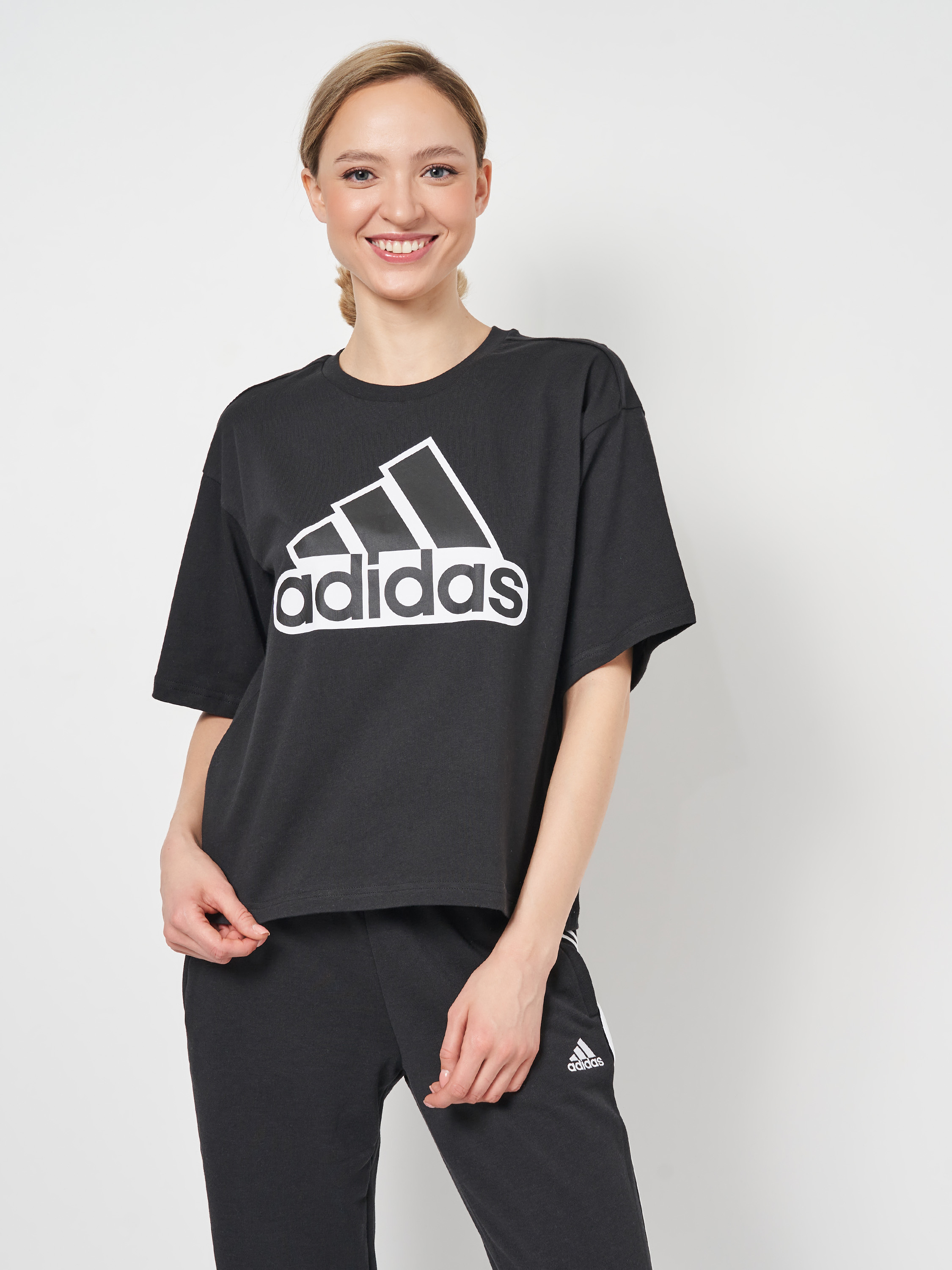 Футболка Adidas W Bluv Q1 Cro T HC9189 Black-Black, Футболка Adidas W Bluv Q1 Cro T HC9189 M Black-Black
Футболка Adidas W Bluv Q1 Cro T HC9189 Black-Black, Футболка Adidas W Bluv Q1 Cro T HC9189 M Black-Black