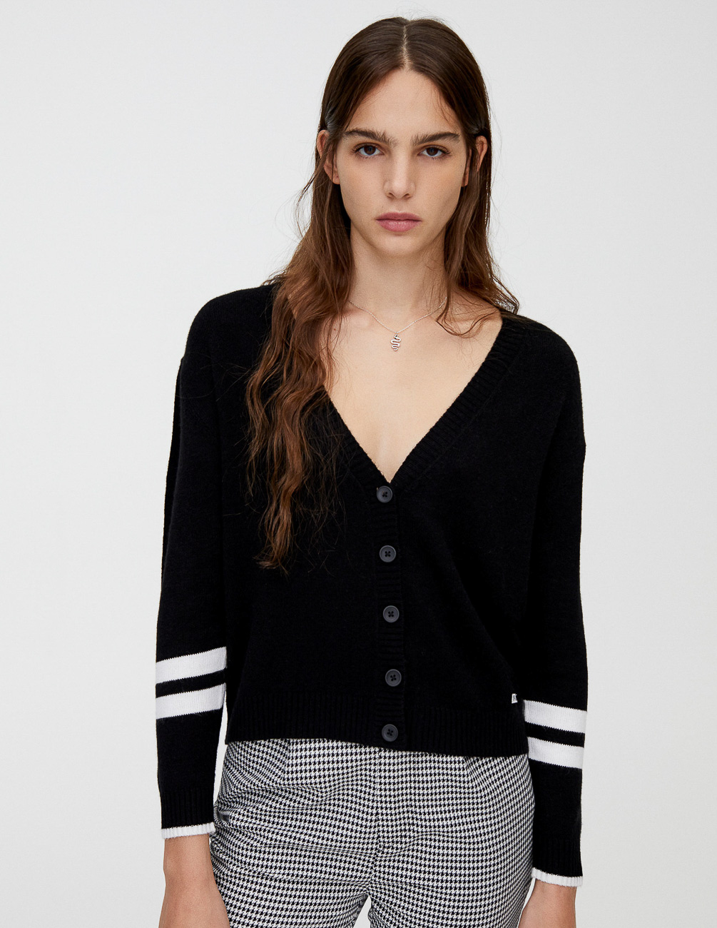 Кофта PULL & BEAR Ж1080459 (9582/308/800) цвет черный, Кофта PULL & BEAR Ж1080459 (9582/308/800) цвет черный M
Кофта PULL & BEAR Ж1080459 (9582/308/800) цвет черный, Кофта PULL & BEAR Ж1080459 (9582/308/800) цвет черный M