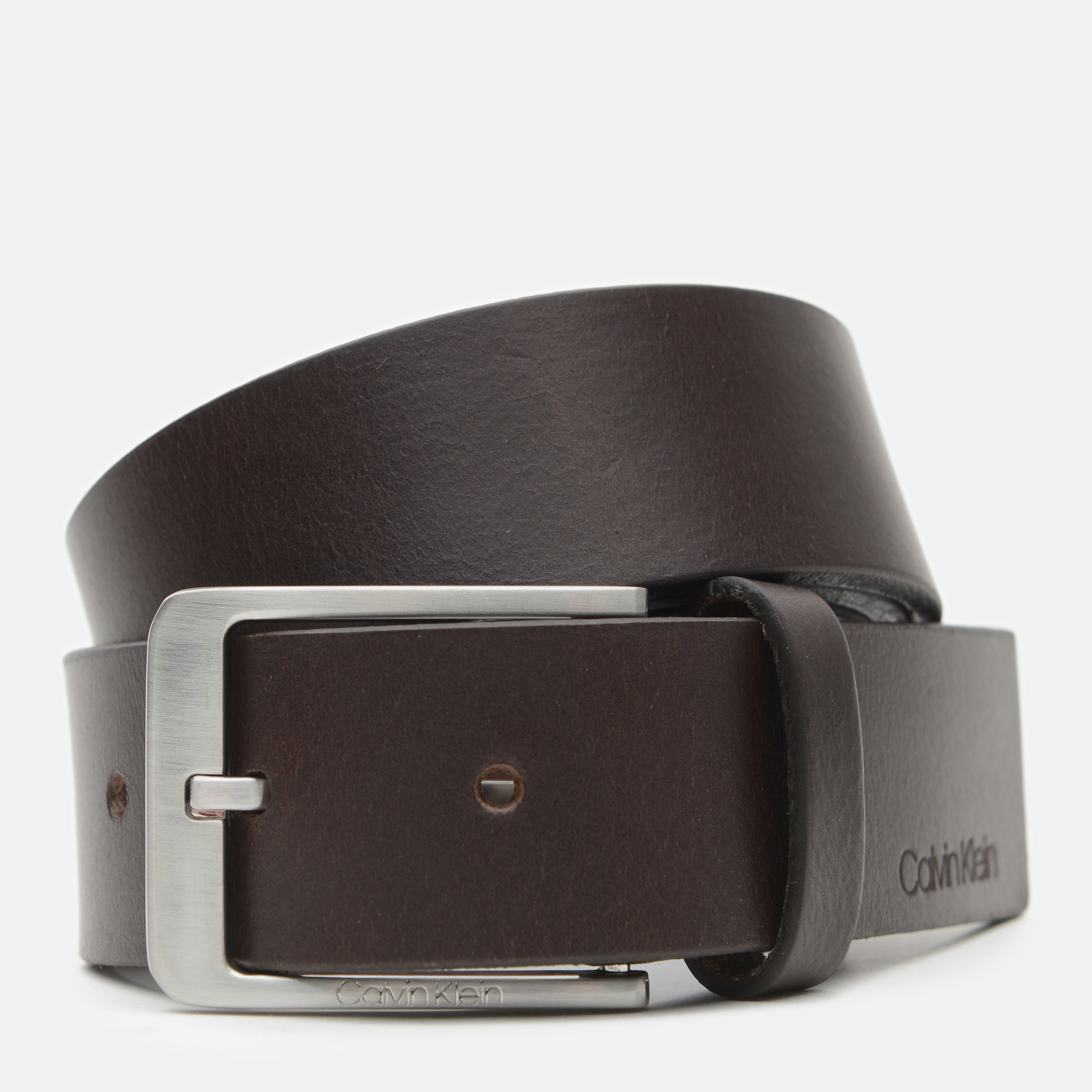Ремень мужской кожаный Calvin Klein Jeans Ck Vital 35mm K50K508243-GE7 100 см Dark Brown
Ремень мужской кожаный Calvin Klein Jeans Ck Vital 35mm K50K508243-GE7 100 см Dark Brown