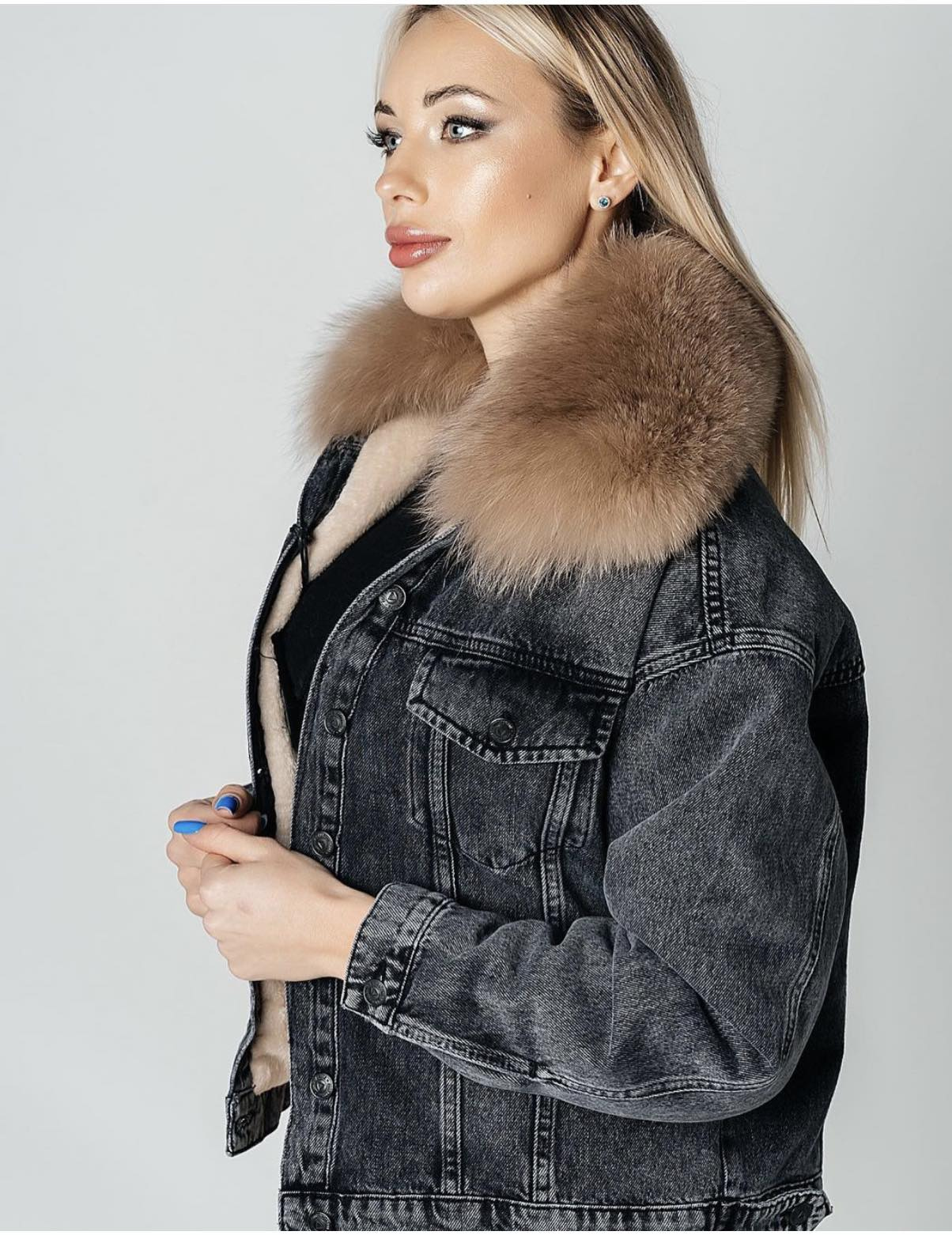 Джинсовая куртка с мехом песца CraCpot 2919 camel (ts-02919, Джинсовая куртка с мехом песца CraCpot 2919 L camel (ts-02919)
Джинсовая куртка с мехом песца CraCpot 2919 camel (ts-02919, Джинсовая куртка с мехом песца CraCpot 2919 L camel (ts-02919)