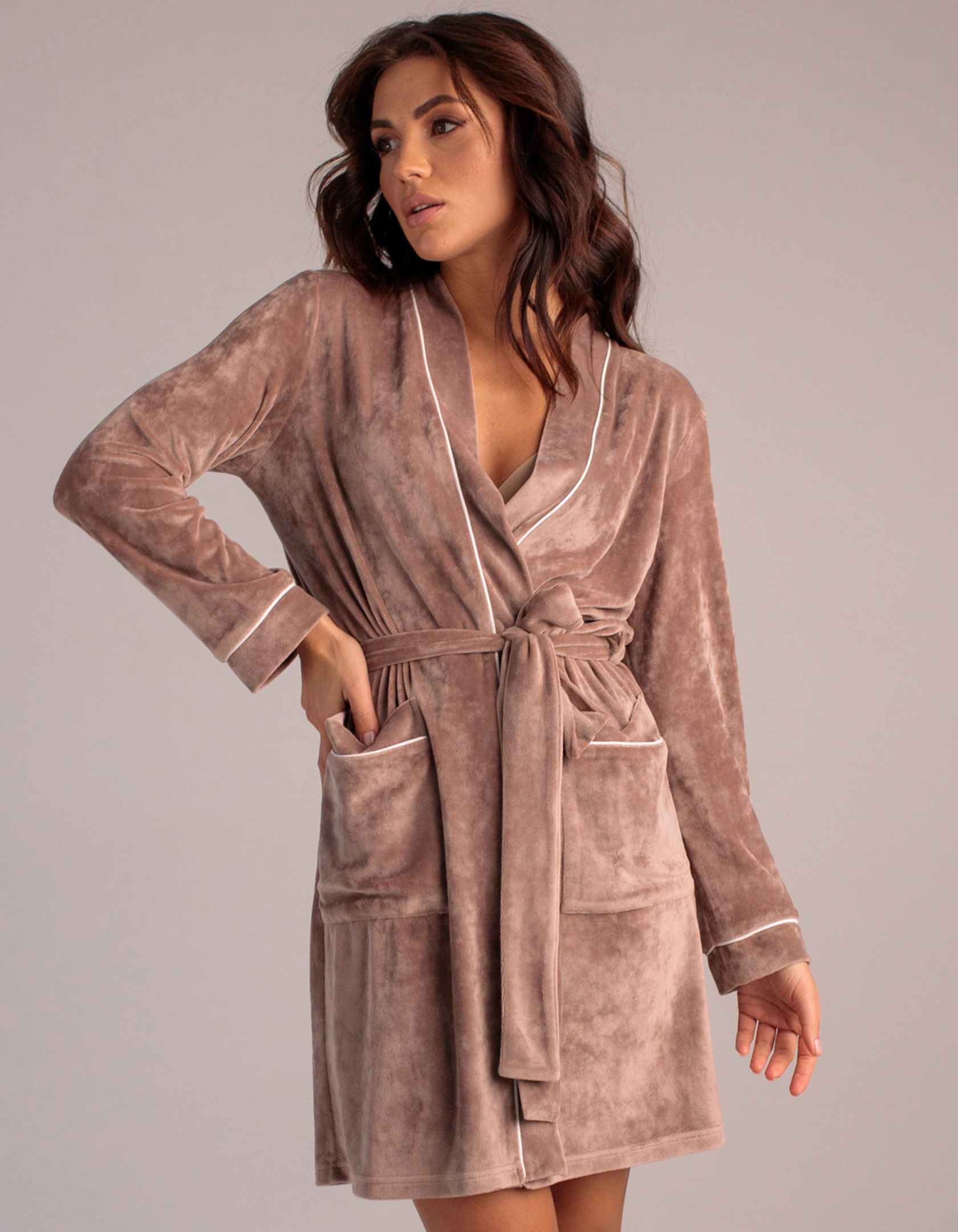 Домашняя одежда Wear me халат женский домашний теплый плюшевый М/L Коричневый 2W/99/34
Домашняя одежда Wear me халат женский домашний теплый плюшевый М/L Коричневый 2W/99/34