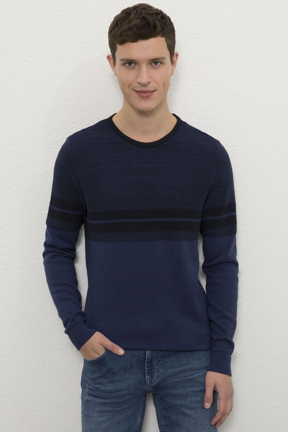 Джемпер мужской U.S. Polo Assn. Синий (1056147 VR033, Джемпер мужской U.S. Polo Assn. Синий M (1056147 VR033)
Джемпер мужской U.S. Polo Assn. Синий (1056147 VR033, Джемпер мужской U.S. Polo Assn. Синий M (1056147 VR033)