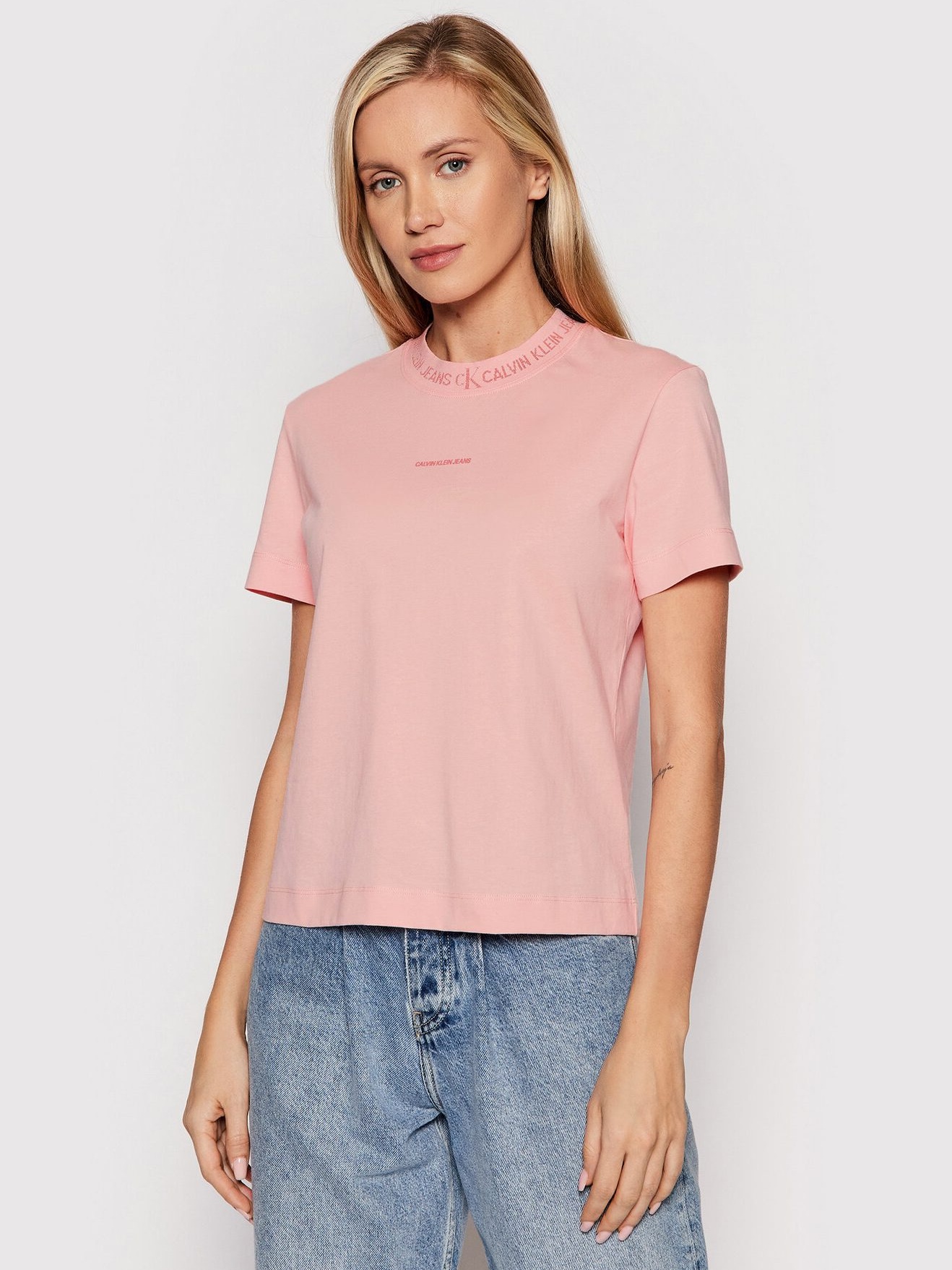 Футболка Calvin Klein Jeans Logo Intarsia Tee J20J215500-TA9 Blossom, Футболка Calvin Klein Jeans Logo Intarsia Tee J20J215500-TA9 M Blossom
Футболка Calvin Klein Jeans Logo Intarsia Tee J20J215500-TA9 Blossom, Футболка Calvin Klein Jeans Logo Intarsia Tee J20J215500-TA9 M Blossom