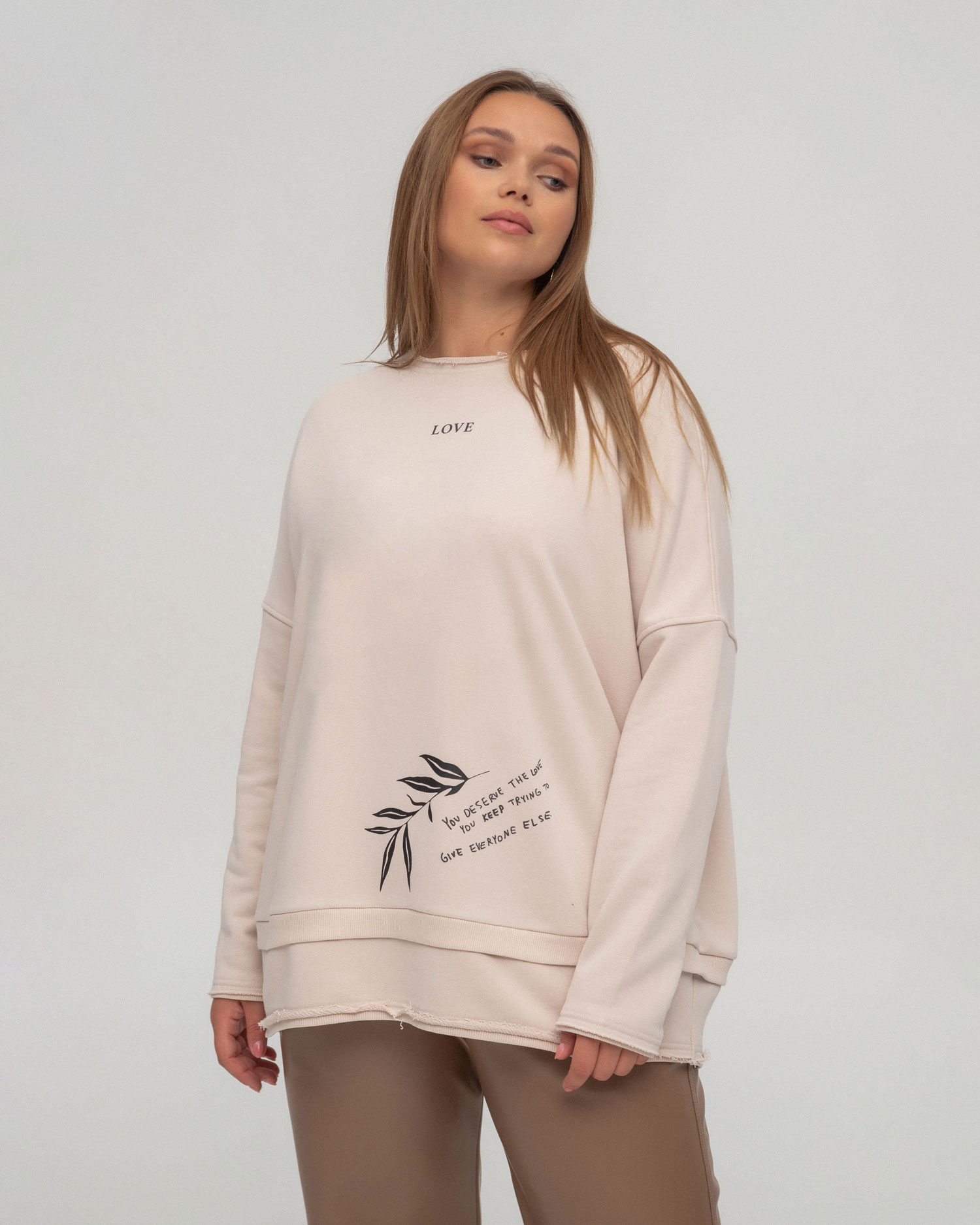 Свитшот oversize Love (СВ-018-063-270 - 51705, Свитшот oversize Love 3XL (СВ-018-063-270 - 51705)
Свитшот oversize Love (СВ-018-063-270 - 51705, Свитшот oversize Love 3XL (СВ-018-063-270 - 51705)