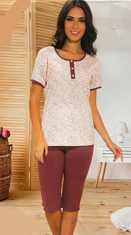 Женская пижама(бриджи + футболка к/р) Bella 9426, Женская пижама(бриджи + футболка к/р) Bella 9426 S
Женская пижама(бриджи + футболка к/р) Bella 9426, Женская пижама(бриджи + футболка к/р) Bella 9426 S