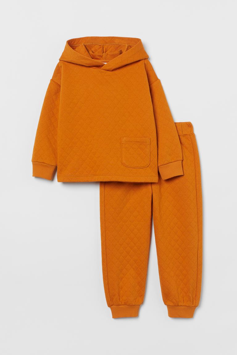 Спортивний костюм (худі і джогери) H&M 42896 134 см 8-9 р Оранжевий (P-6910806231297)
Спортивний костюм (худі і джогери) H&M 42896 134 см 8-9 р Оранжевий (P-6910806231297)