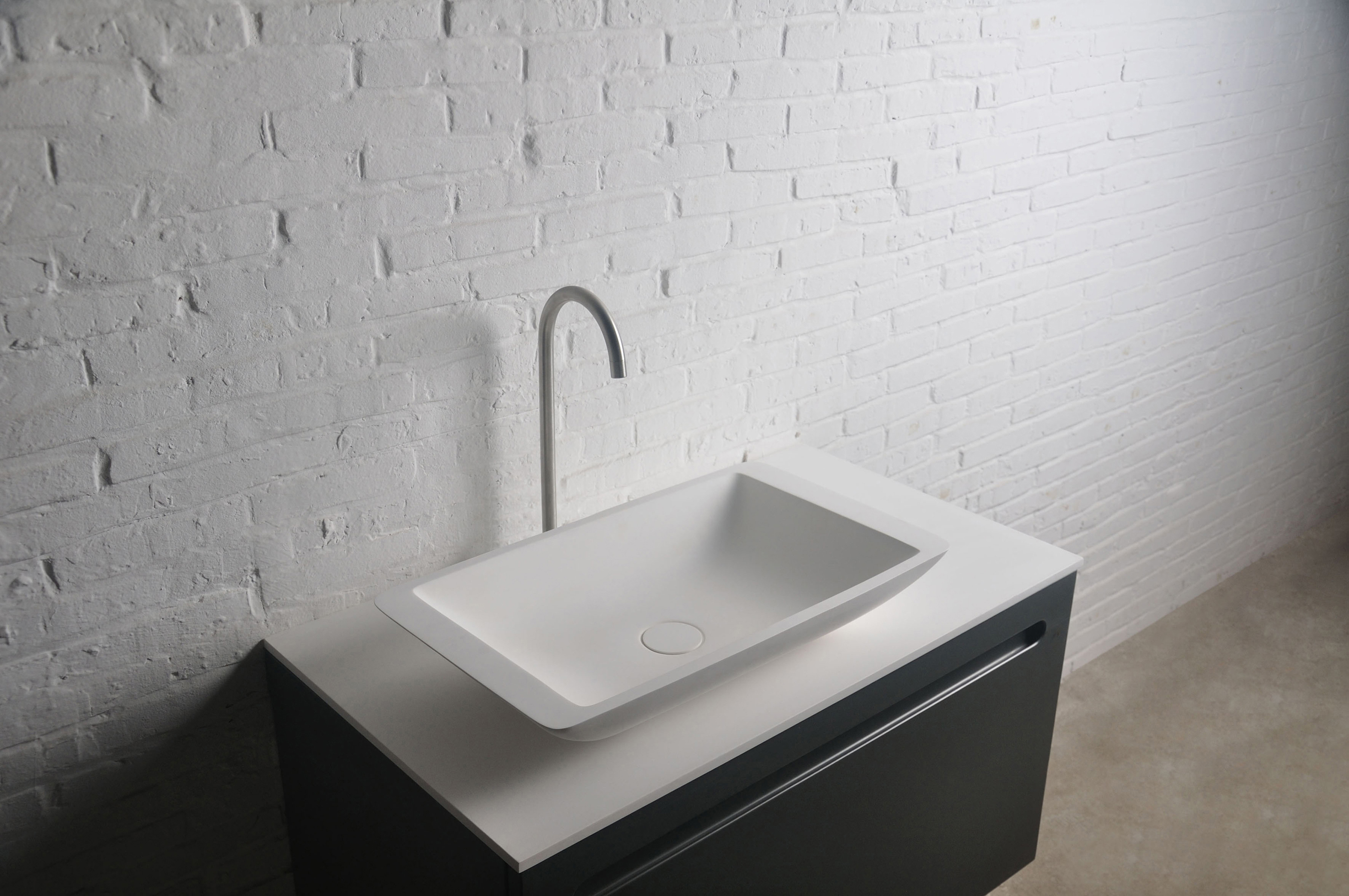 Раковина VOLLE 13-40-859 59,5*34,5*10,5см накладной прямоугольный каменный Solid surface
Раковина VOLLE 13-40-859 59,5*34,5*10,5см накладной прямоугольный каменный Solid surface