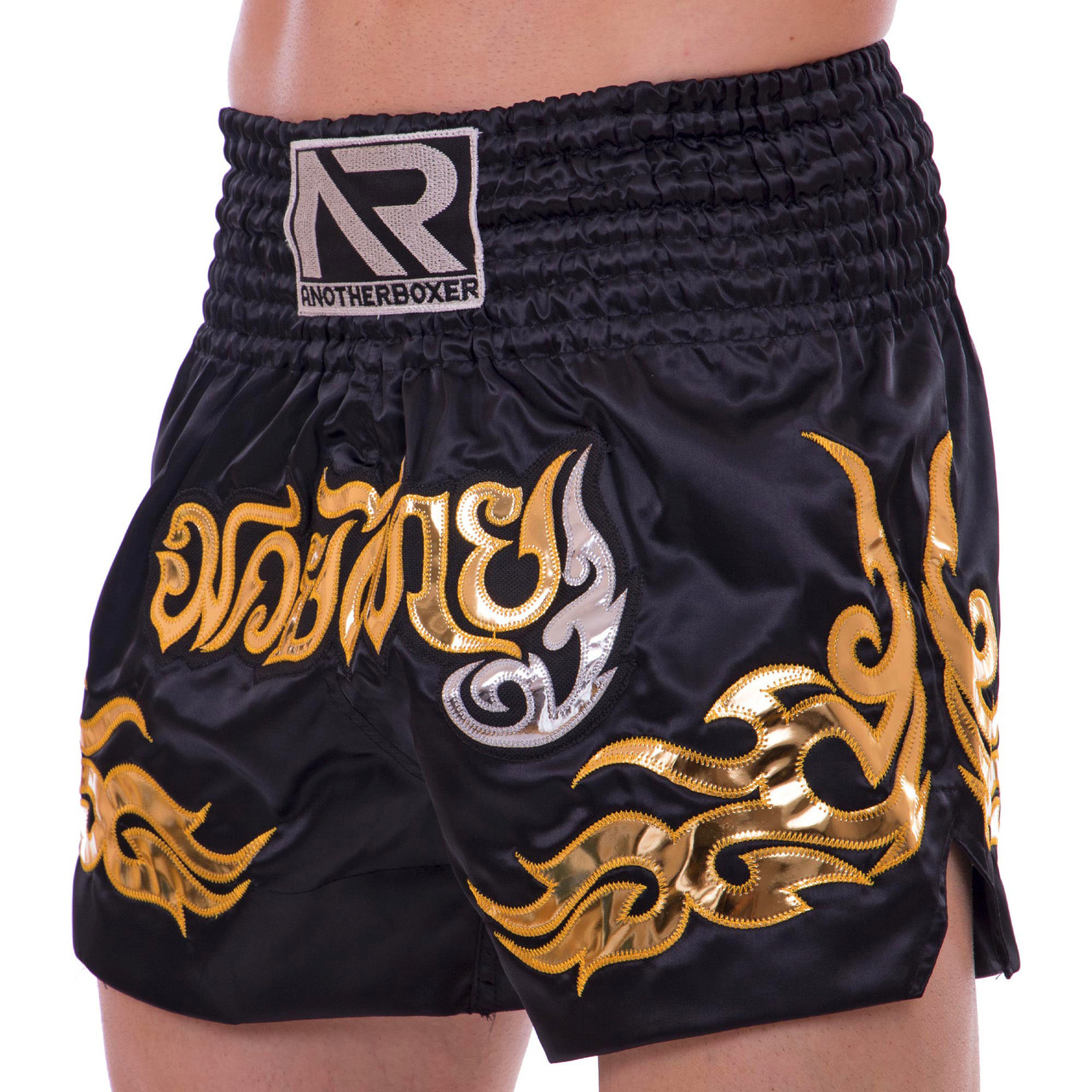 Шорты для тайского бокса и кикбоксинга Another Boxing Heroe 2340 размер XL (50-52) Black-Gold
Шорты для тайского бокса и кикбоксинга Another Boxing Heroe 2340 размер XL (50-52) Black-Gold