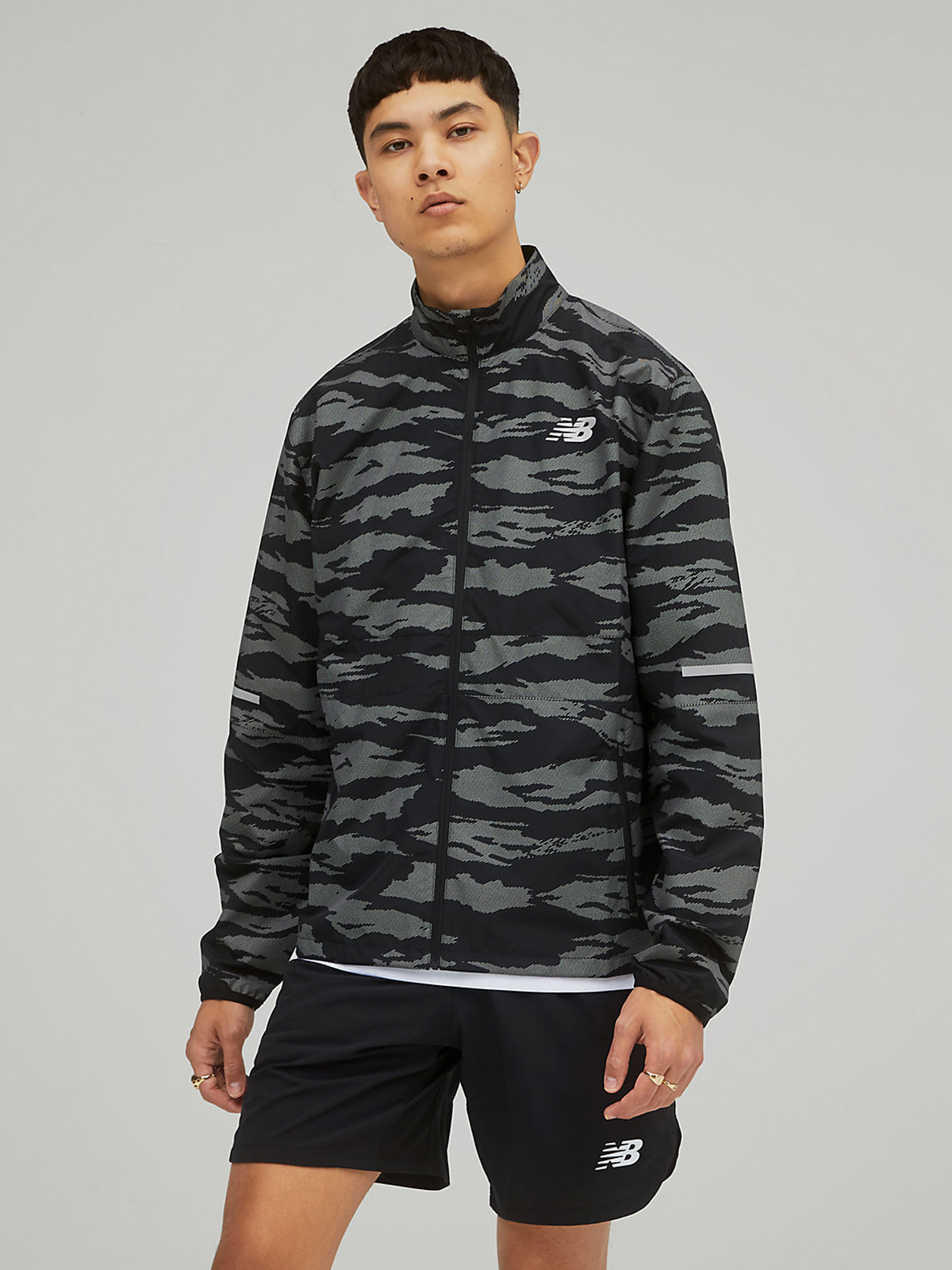 Ветровка New Balance Reflective Accelerate MJ03213BMM Черная, Ветровка New Balance Reflective Accelerate MJ03213BMM XL Черная
Ветровка New Balance Reflective Accelerate MJ03213BMM Черная, Ветровка New Balance Reflective Accelerate MJ03213BMM XL Черная
