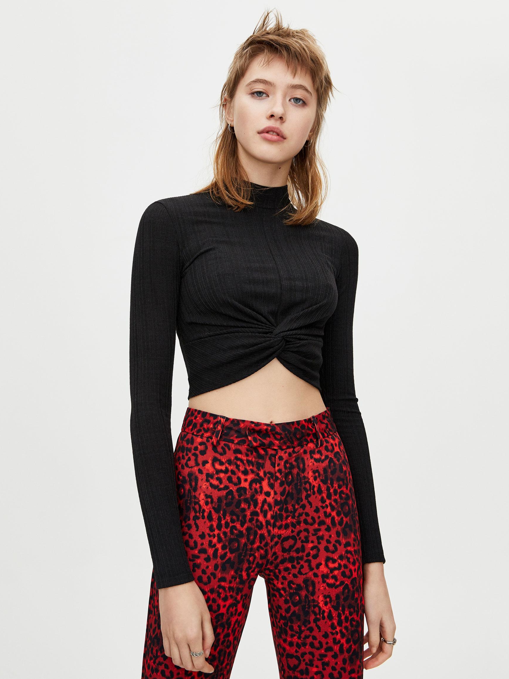 Топ Pull & Bear XAZ232950DFAP Черный, Топ Pull & Bear XAZ232950DFAP S Черный
Топ Pull & Bear XAZ232950DFAP Черный, Топ Pull & Bear XAZ232950DFAP S Черный