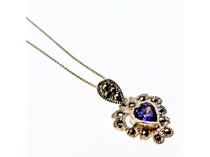 Серебряная цепочка с кулоном аметист и марказит Сердце Натуральный Sky Jewelry 003734
Серебряная цепочка с кулоном аметист и марказит Сердце Натуральный Sky Jewelry 003734
