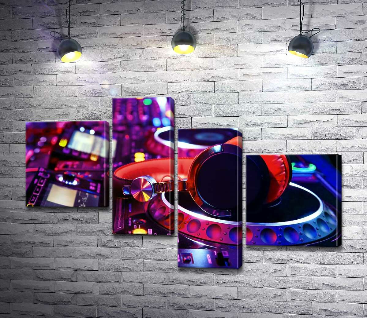 Модульная картина ArtPoster Наушники и проигрыватель: средства для клубной работы диджея 130x83 см Модуль №20
Модульная картина ArtPoster Наушники и проигрыватель: средства для клубной работы диджея 130x83 см Модуль №20
