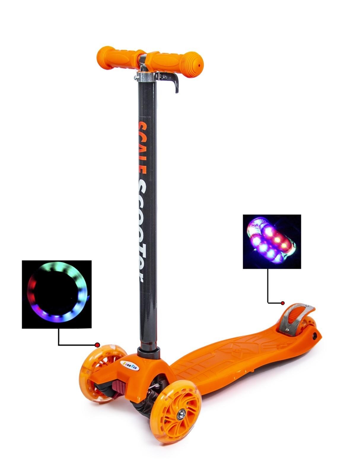 Детский Четырехколесный самокат Maxi Scooter Оранжевый Светящиеся колеса 2.5 кг
Детский Четырехколесный самокат Maxi Scooter Оранжевый Светящиеся колеса 2.5 кг