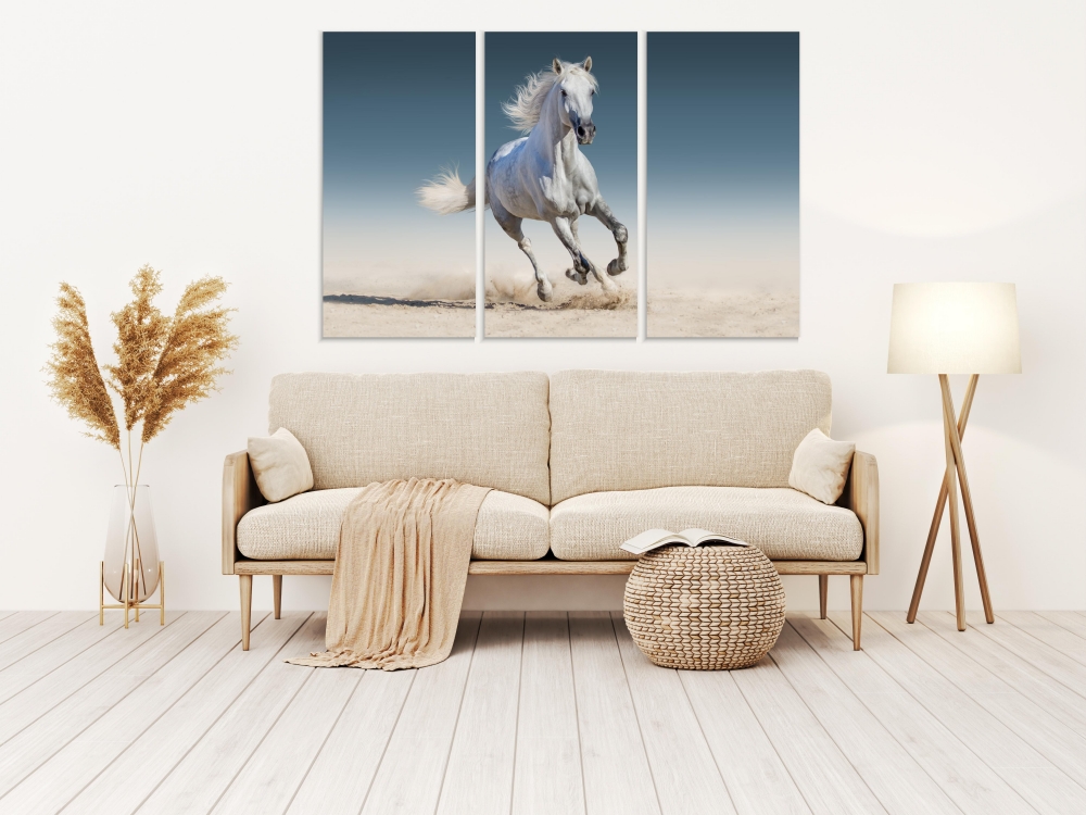 Картина на холсте Модульные Модульная картина White Horse Run Gallop 3 картины 70х140 см.
Картина на холсте Модульные Модульная картина White Horse Run Gallop 3 картины 70х140 см.