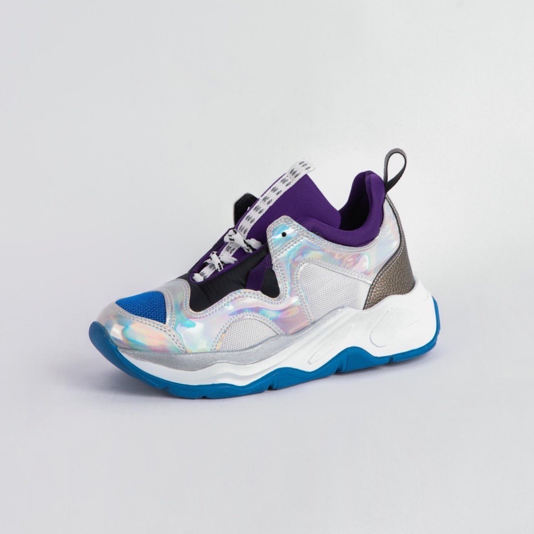 Женские кроссовки Sofi&Mshoes Фиолетовые с перламутровым оттенком 36(22,5см-23см)
Женские кроссовки Sofi&Mshoes Фиолетовые с перламутровым оттенком 36(22,5см-23см)