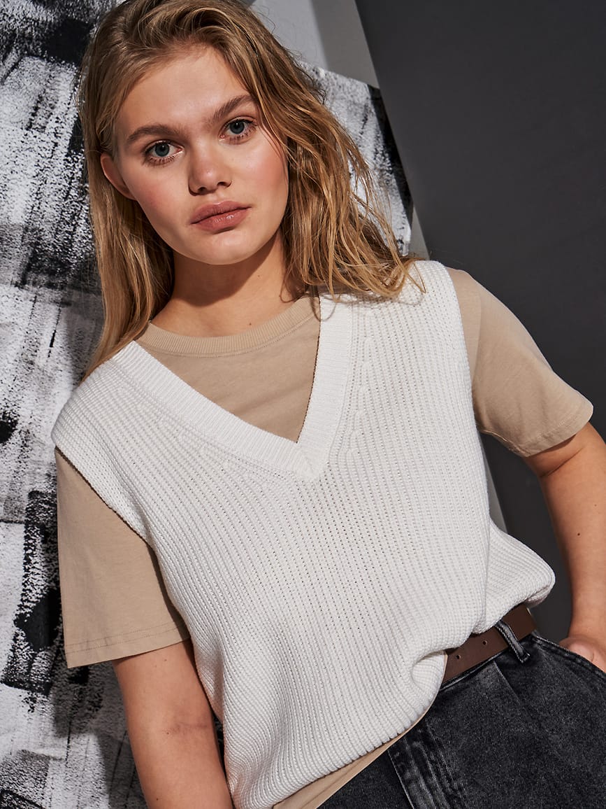 Жилет O'STIN Studio LK2216-02 Молочный, Жилет O'STIN Studio LK2216-02 L Молочный
Жилет O'STIN Studio LK2216-02 Молочный, Жилет O'STIN Studio LK2216-02 L Молочный