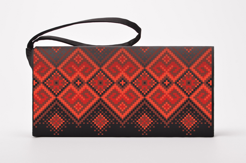 Набір для вишивки нитками Барвиста Вишиванка заготовки пошитого клатча Берегиня (КЛ120лЧ1301i)
Набір для вишивки нитками Барвиста Вишиванка заготовки пошитого клатча Берегиня (КЛ120лЧ1301i)