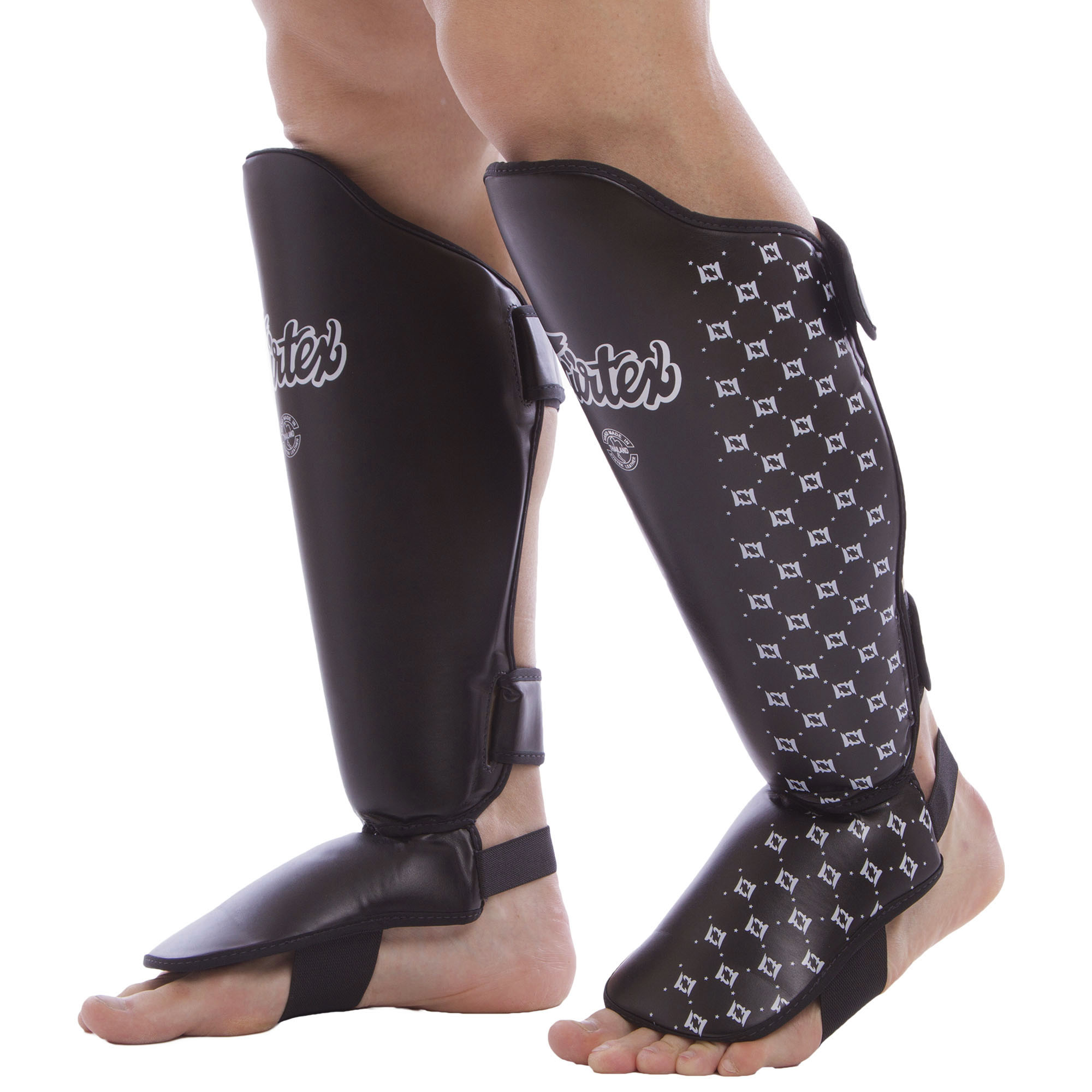 Защита для голени и стопы Муай Тай, ММА, Кикбоксинг PU FAIRTEX SP5 размер L , черный /2
Защита для голени и стопы Муай Тай, ММА, Кикбоксинг PU FAIRTEX SP5 размер L , черный /2