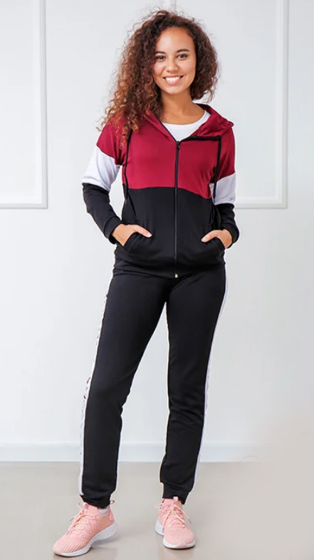 Женский спортивный костюм GF00780 р46/48 черно-бордовый
Женский спортивный костюм GF00780 р46/48 черно-бордовый