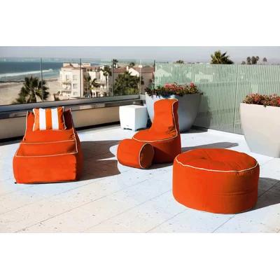 Комплект бескаркасной уличной мебели Sunbrella из 4 предметов: кресло, лежак, пуф и столик со съемными чехлами
Комплект бескаркасной уличной мебели Sunbrella из 4 предметов: кресло, лежак, пуф и столик со съемными чехлами