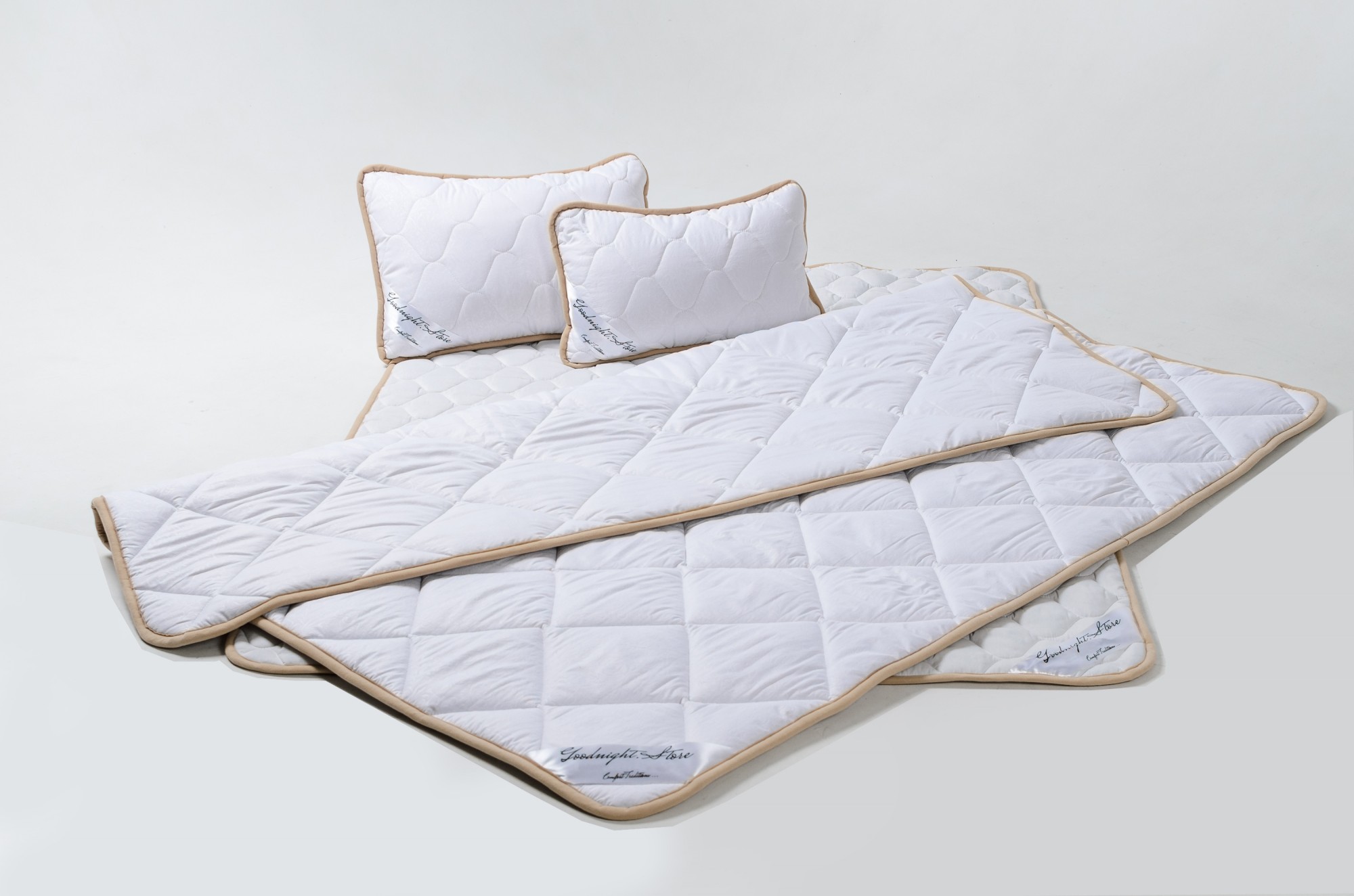 Комплект Goodnight.Store (Max): Ковдра 140х100 + Наматрасник 70х140 + Подушка 40х40 Дитячий колір Білий
Комплект Goodnight.Store (Max): Ковдра 140х100 + Наматрасник 70х140 + Подушка 40х40 Дитячий колір Білий
