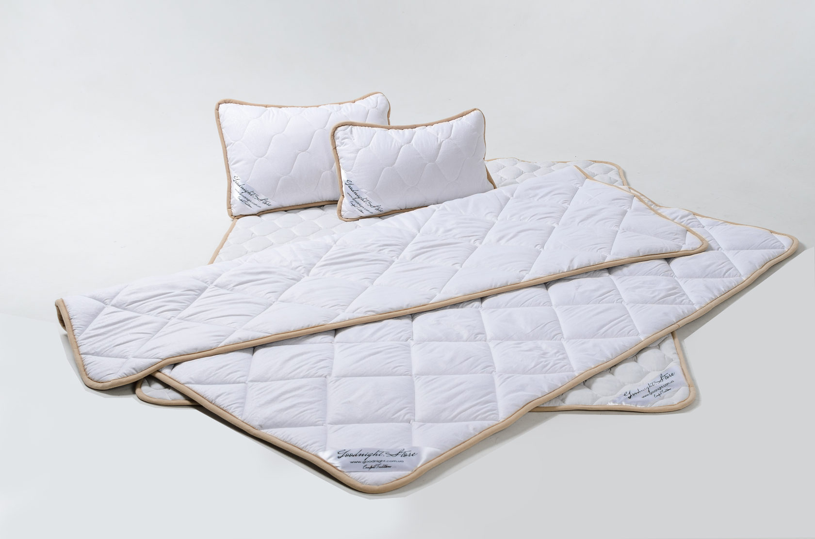 Комплект для сна детский Одеяло и подушка из шерсти мериносов Goodnight Store Standart цвет Белый
Комплект для сна детский Одеяло и подушка из шерсти мериносов Goodnight Store Standart цвет Белый