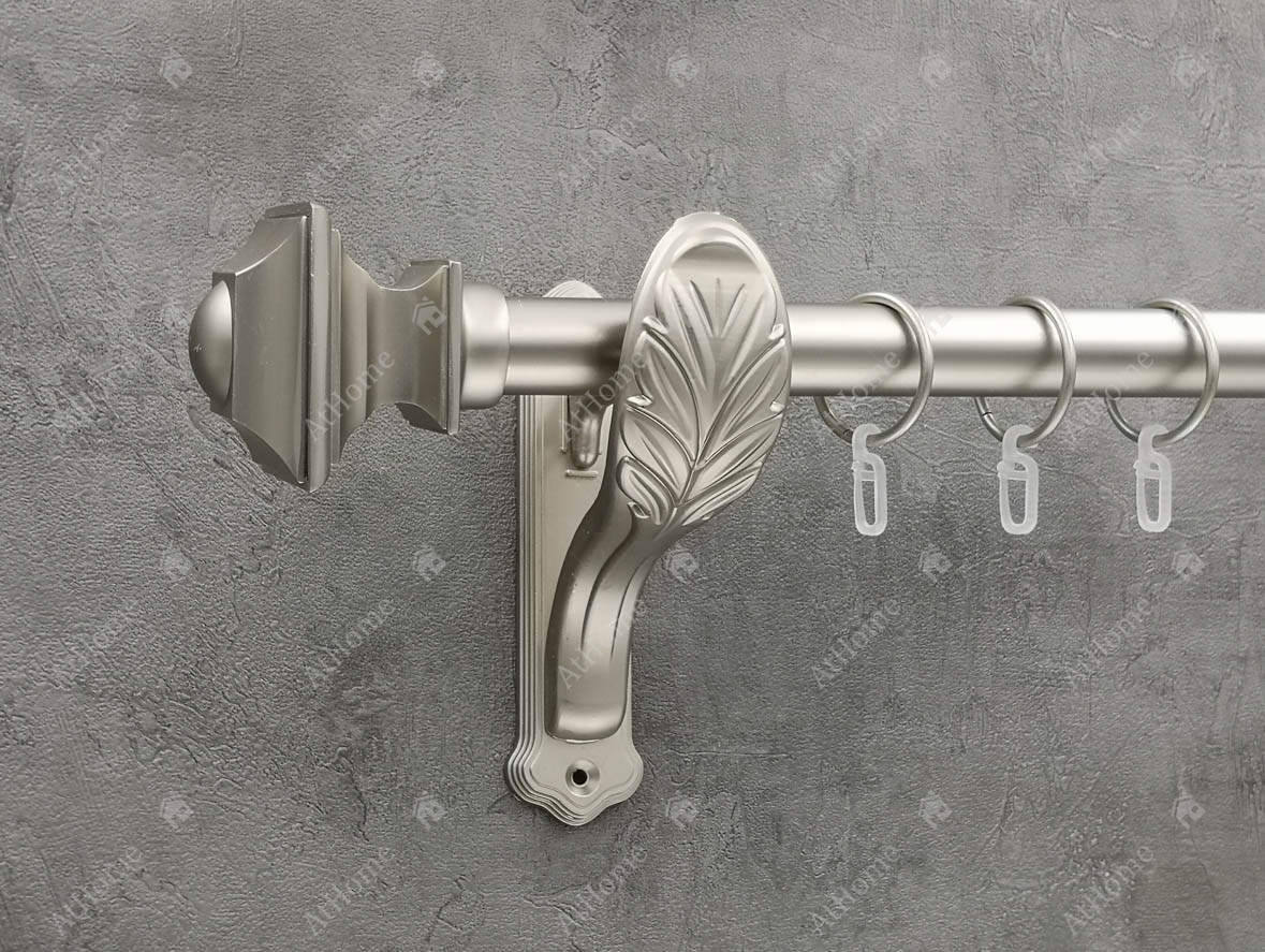 Карниз Quadrum Борджеза 240 см одинарный Сатин ретро 25 мм гладкая (кольца с крючками)
Карниз Quadrum Борджеза 240 см одинарный Сатин ретро 25 мм гладкая (кольца с крючками)