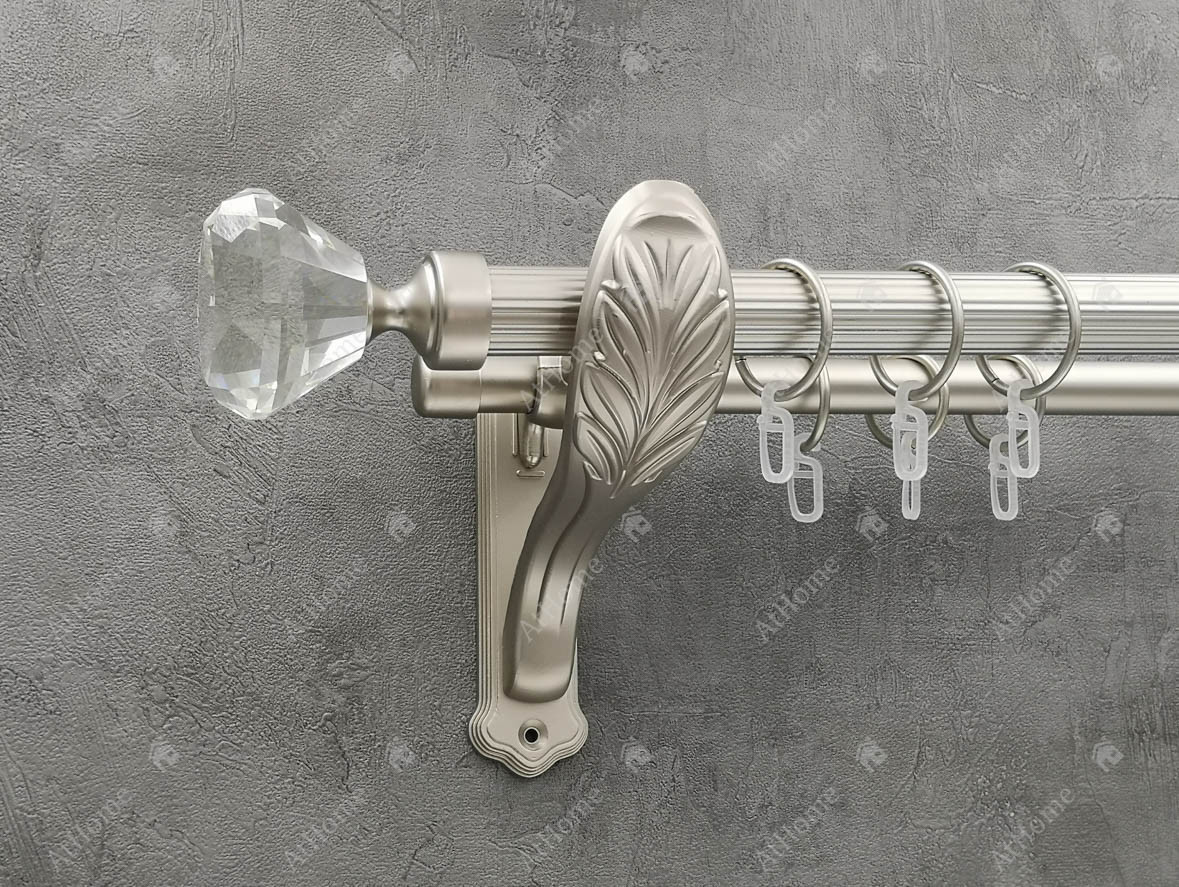 Карниз Quadrum Спектралия 320 см двойной Сатин ретро 25/19 мм рифленая (кольца с крючками) 
Карниз Quadrum Спектралия 320 см двойной Сатин ретро 25/19 мм рифленая (кольца с крючками)