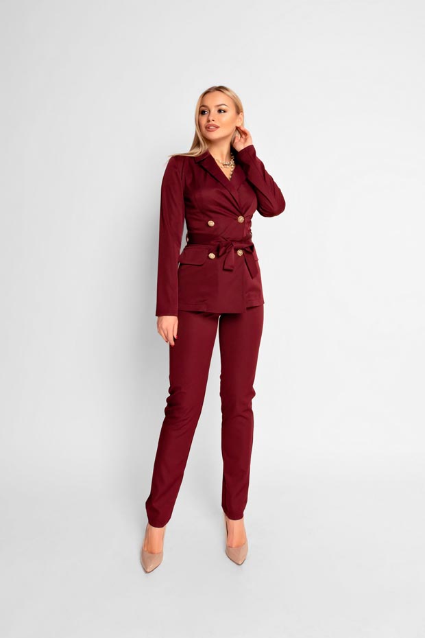Женский JADONE FASHION брючный костюм из костюмной ткани с пуговицами и поясом Адель цвет бордовый (Брючный костюм Адель марсала, Женский JADONE FASHION брючный костюм из костюмной ткани с пуговицами и поясом Адель цвет бордовый S (Брючный костюм Адель м
Женский JADONE FASHION брючный костюм из костюмной ткани с пуговицами и поясом Адель цвет бордовый (Брючный костюм Адель марсала, Женский JADONE FASHION брючный костюм из костюмной ткани с пуговицами и поясом Адель цвет бордовый S (Брючный костюм Адель м