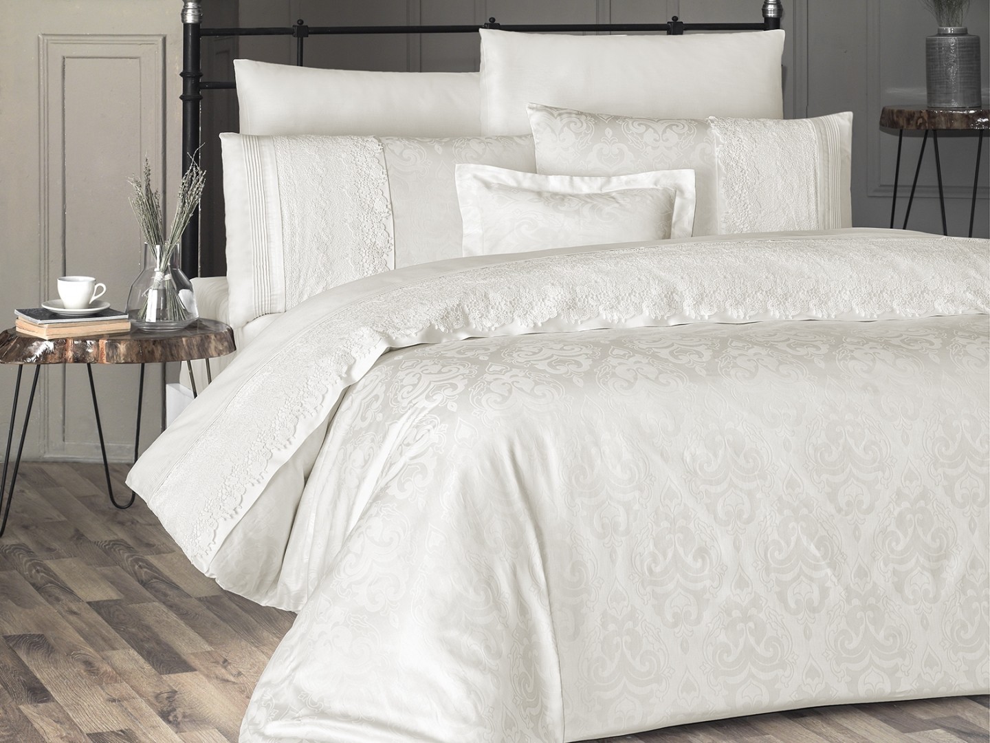 Комплект постельного белья евро V.I.P Moonlıght Satin First Choice Imaj Lacivert 200х220 (FCS-0219)
Комплект постельного белья евро V.I.P Moonlıght Satin First Choice Imaj Lacivert 200х220 (FCS-0219)