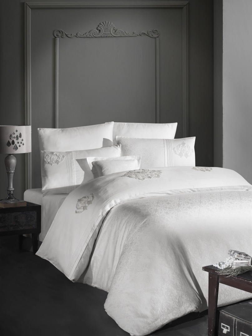 Комплект постельного белья евро V.I.P Moonlıght Satin First Choice Mirabel Krem 200х220 (FCS-0226)
Комплект постельного белья евро V.I.P Moonlıght Satin First Choice Mirabel Krem 200х220 (FCS-0226)