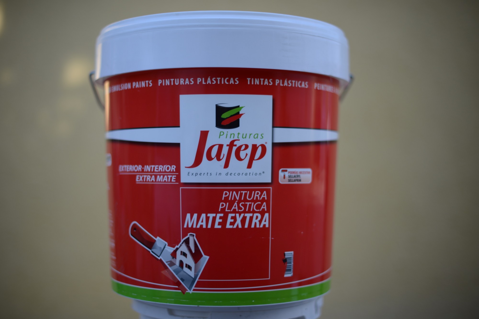 Интерьерная краска Jafep Mate Extra 15 L белая экстра матовая 
Интерьерная краска Jafep Mate Extra 15 L белая экстра матовая