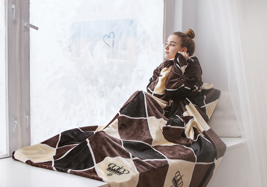 Плед с рукавами и карманами TeddyBoom Бежево-коричневый из микрофибры 200х160 см Король
Плед с рукавами и карманами TeddyBoom Бежево-коричневый из микрофибры 200х160 см Король