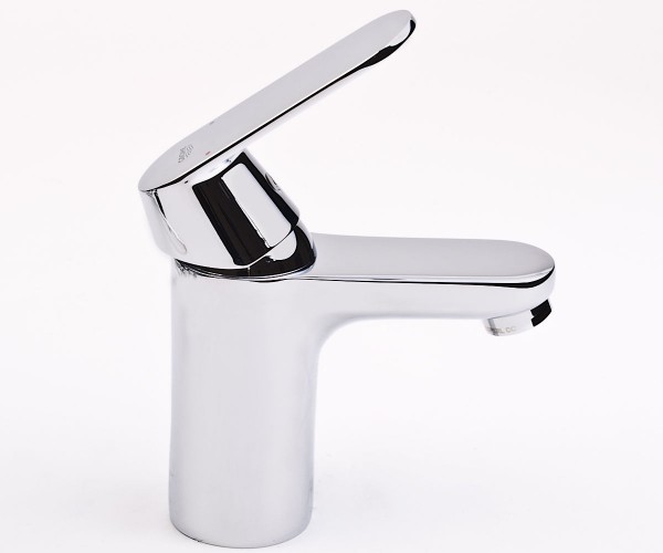Смеситель для раковины однорычажный Grohe EUROSMART COSMOPOLITAN 32825000 (25423)
Смеситель для раковины однорычажный Grohe EUROSMART COSMOPOLITAN 32825000 (25423)