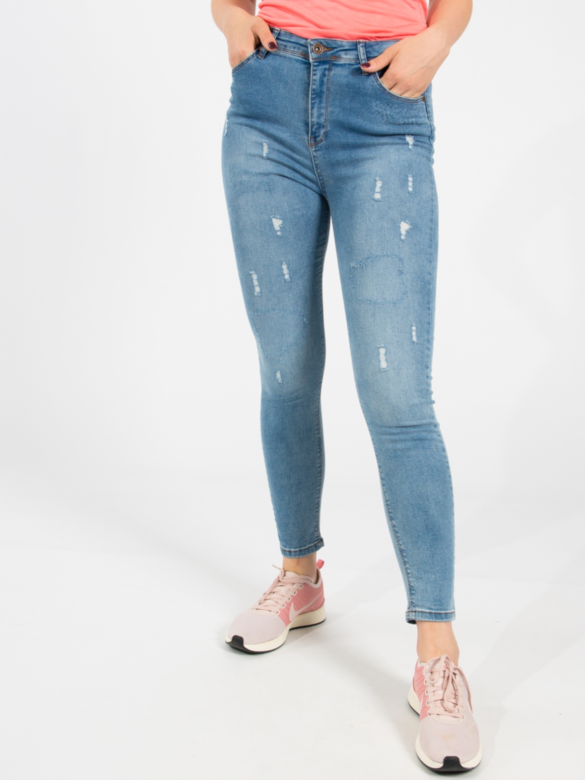 Джинсы с потертостями BEBE PLUS 22380 Синий, Джинсы с потертостями BEBE PLUS 22380 L Синий
Джинсы с потертостями BEBE PLUS 22380 Синий, Джинсы с потертостями BEBE PLUS 22380 L Синий