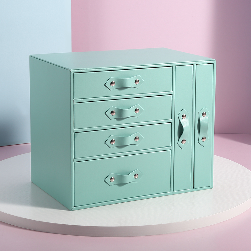 Шкатулка для украшений, сундук для бижутерии, органайзер для украшений Lombardi 22 х 26 х 18 см бирюзовая (JSB/01179) 
Шкатулка для украшений, сундук для бижутерии, органайзер для украшений Lombardi 22 х 26 х 18 см бирюзовая (JSB/01179)