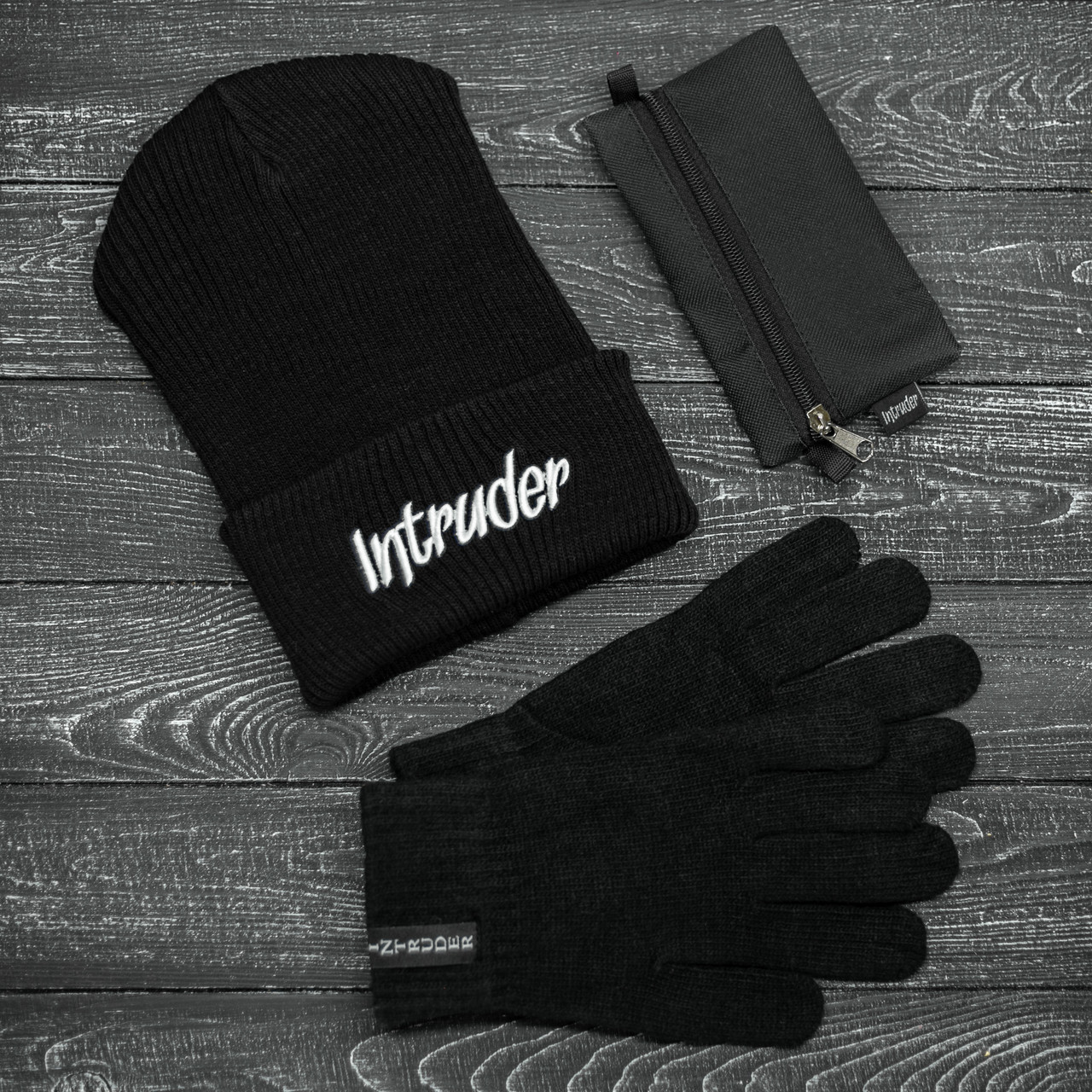 Шапка Мужская | Женская Intruder зимняя big logo + перчатки зимний комплект черный L-XL
Шапка Мужская | Женская Intruder зимняя big logo + перчатки зимний комплект черный L-XL