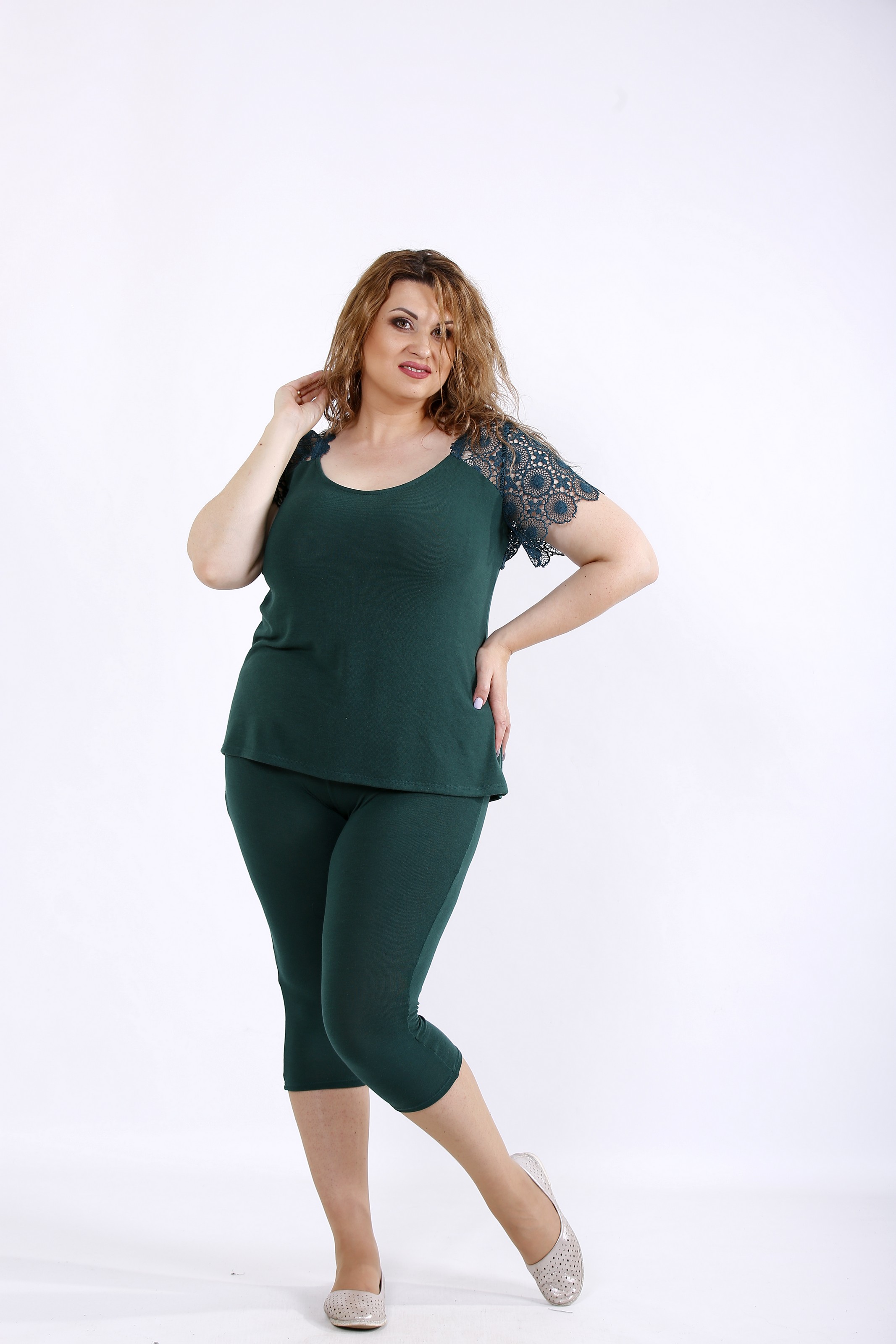 Комплект: капри и блузка GARRY-STAR 01195-1 Зеленый, Комплект: капри и блузка GARRY-STAR 01195-1 50 Зеленый
Комплект: капри и блузка GARRY-STAR 01195-1 Зеленый, Комплект: капри и блузка GARRY-STAR 01195-1 50 Зеленый