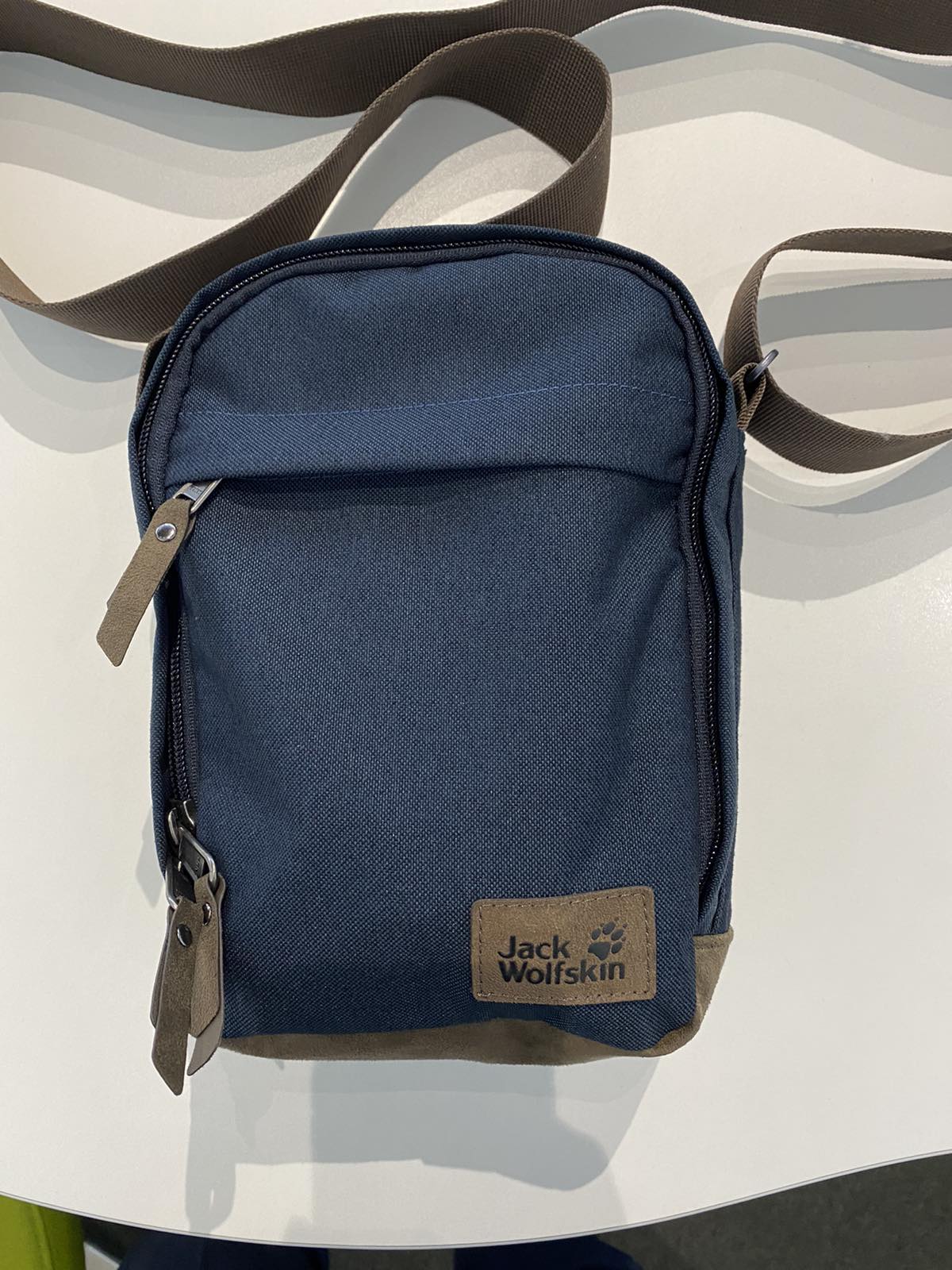 Jack wolfskin heathrow shoulder bag online