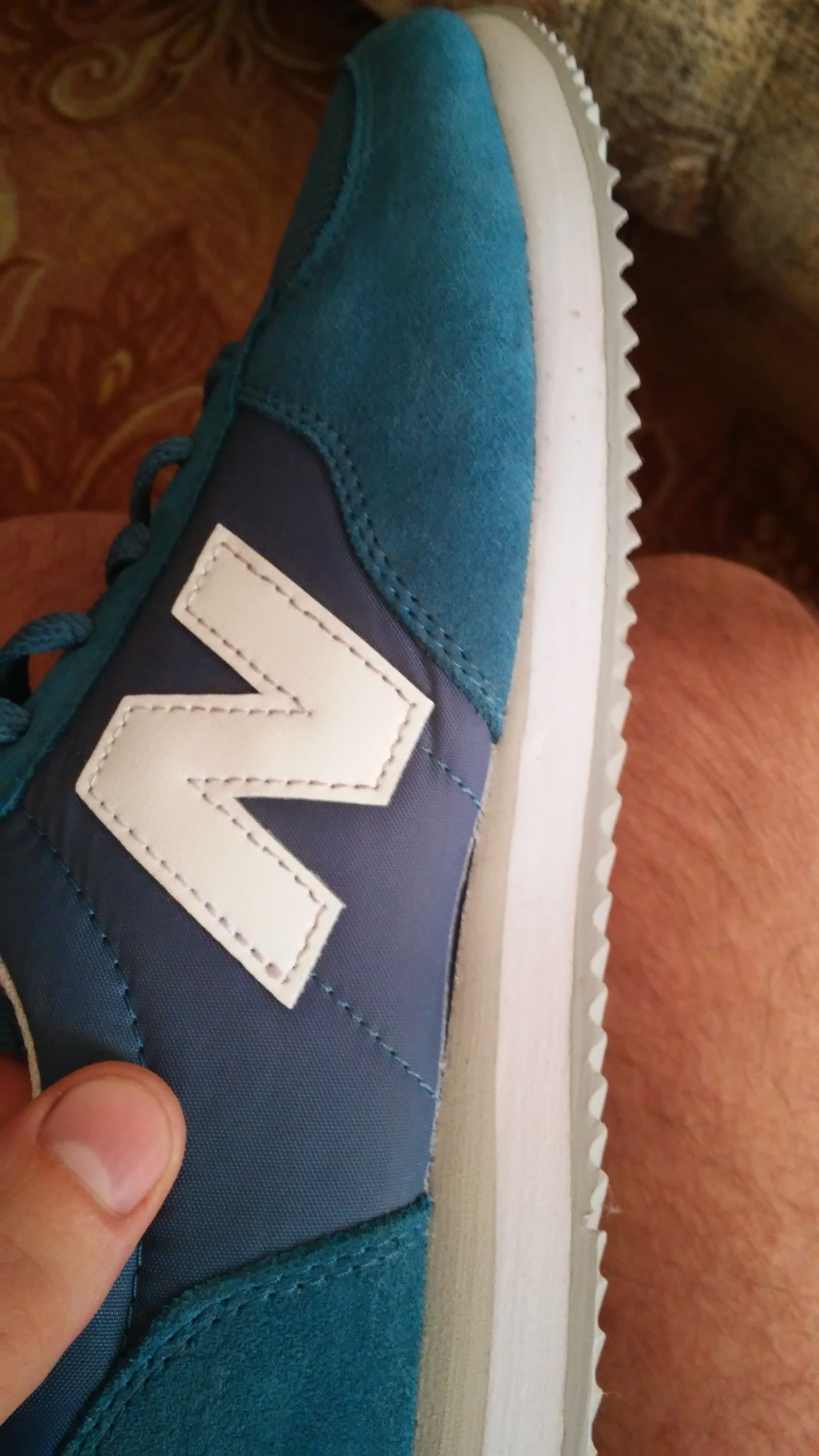 New cheap balance u220cb