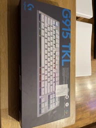 Клавіатура бездротова Logitech G915 Gaming TKL Tenkeyless LIGHTSPEED Wireless RGB Mechanical CARBON (920-009536) фото від покупців 4