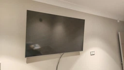 Телевизор Samsung QE55Q77TAUXUA фото от покупателей 5