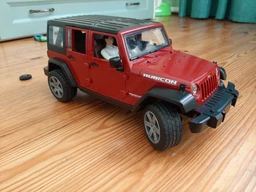 Машинка Bruder Позашляховик Jeep Wrangler Unlimited Rubicon Джип Ренглер Рубікон 02525