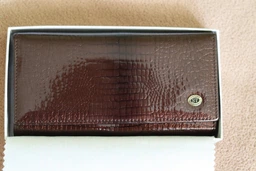 Женский горизонтальный лаковый кошелек ST Leather из натуральной кожи с кнопкой Синий (bg189fash01) фото от покупателей 14