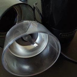 Кавомолка DeLonghi KG 200 BK фото от покупателей 15